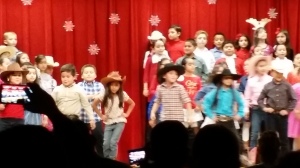 Alaethia, dancing at her Country Christmas performance ^_^