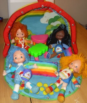 Lot: Carrying Case With A Few Accessories, Lala Orange, Indigo And Sprite, Buddy Blue And Sprite, Rainbow Brite And Twink
