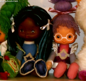 Indigo & Lucky, Shy Violet
