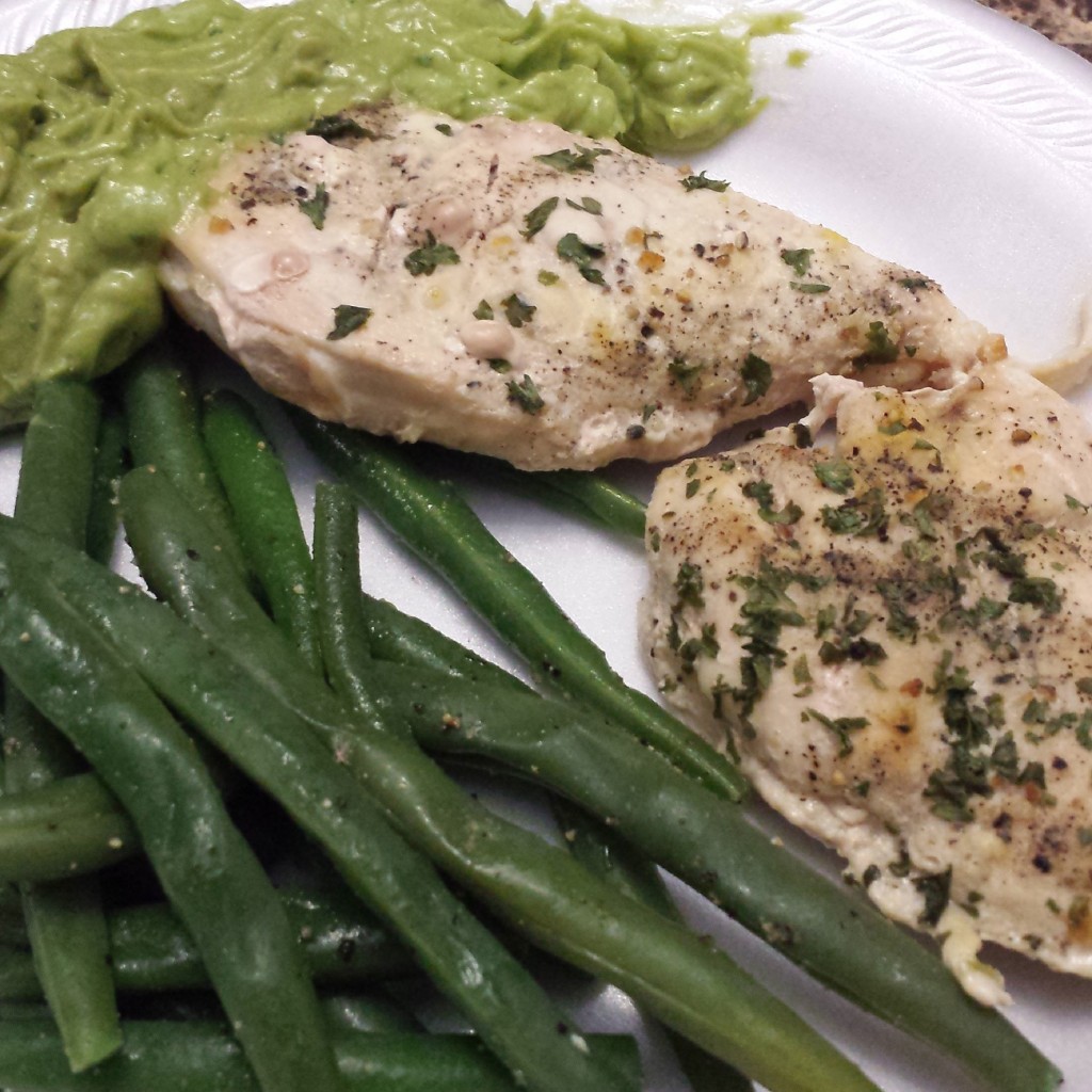 Baked chicken, guac and green beans